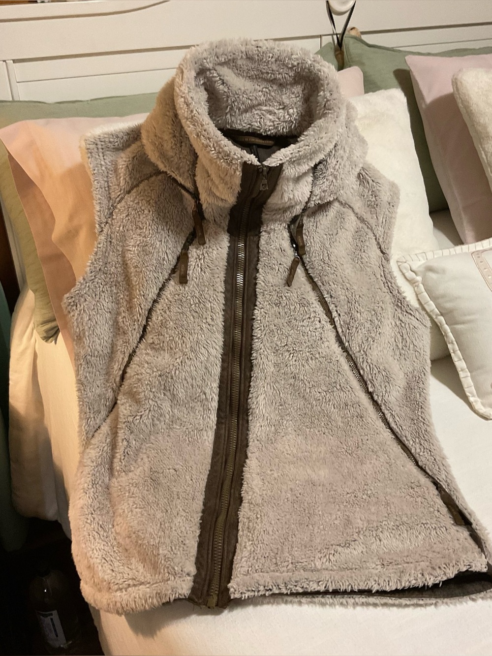 Kühl Woman’s Flight Vest size XL